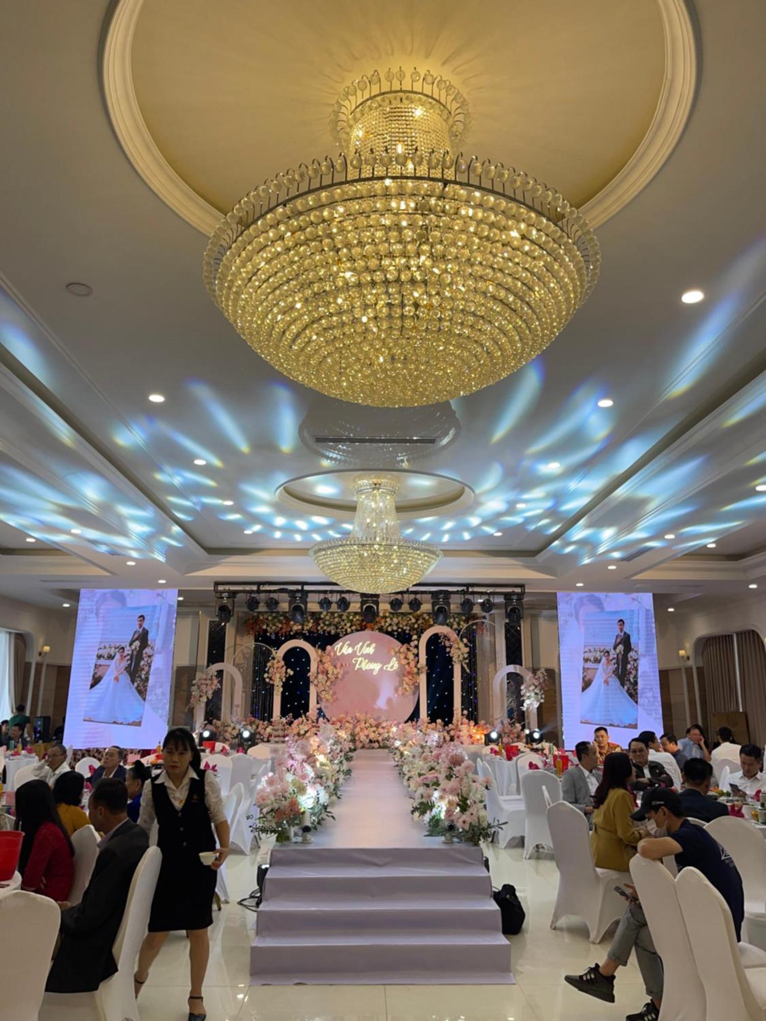 Ngan Ha Hotel Dai Tiet Esterno foto